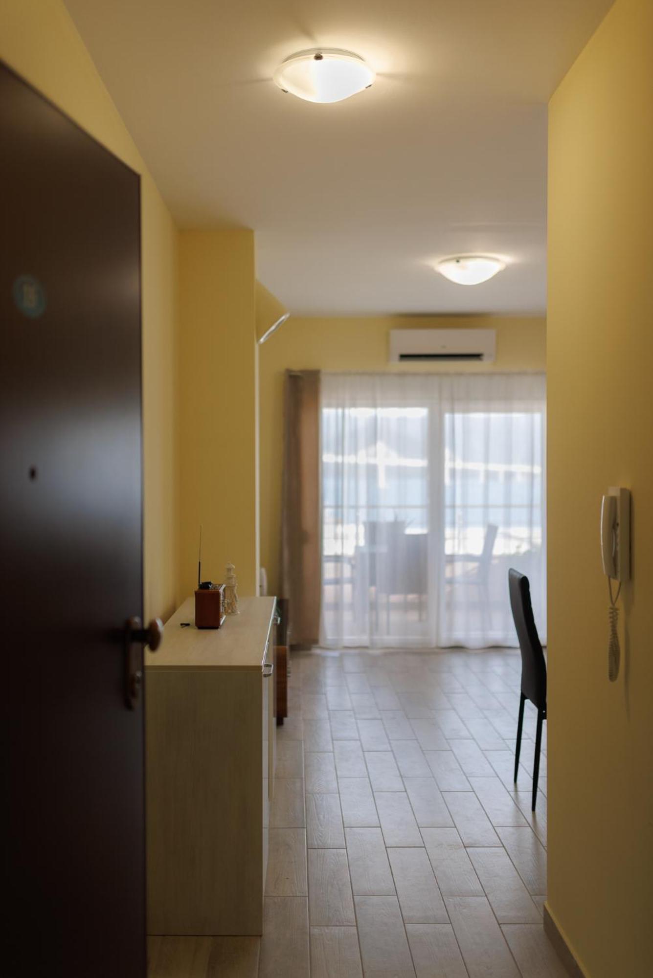 Apartman Maja Komarna Exterior photo