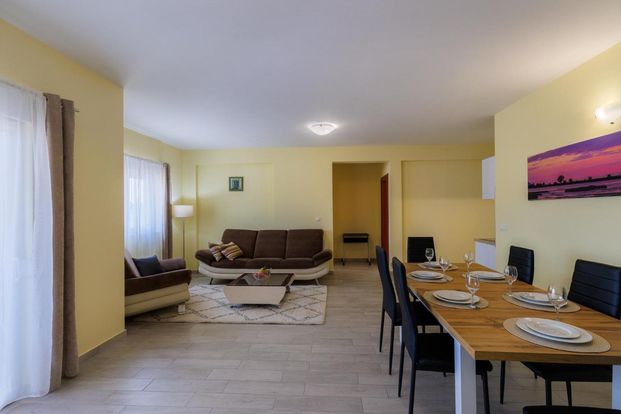 Apartman Maja Komarna Exterior photo